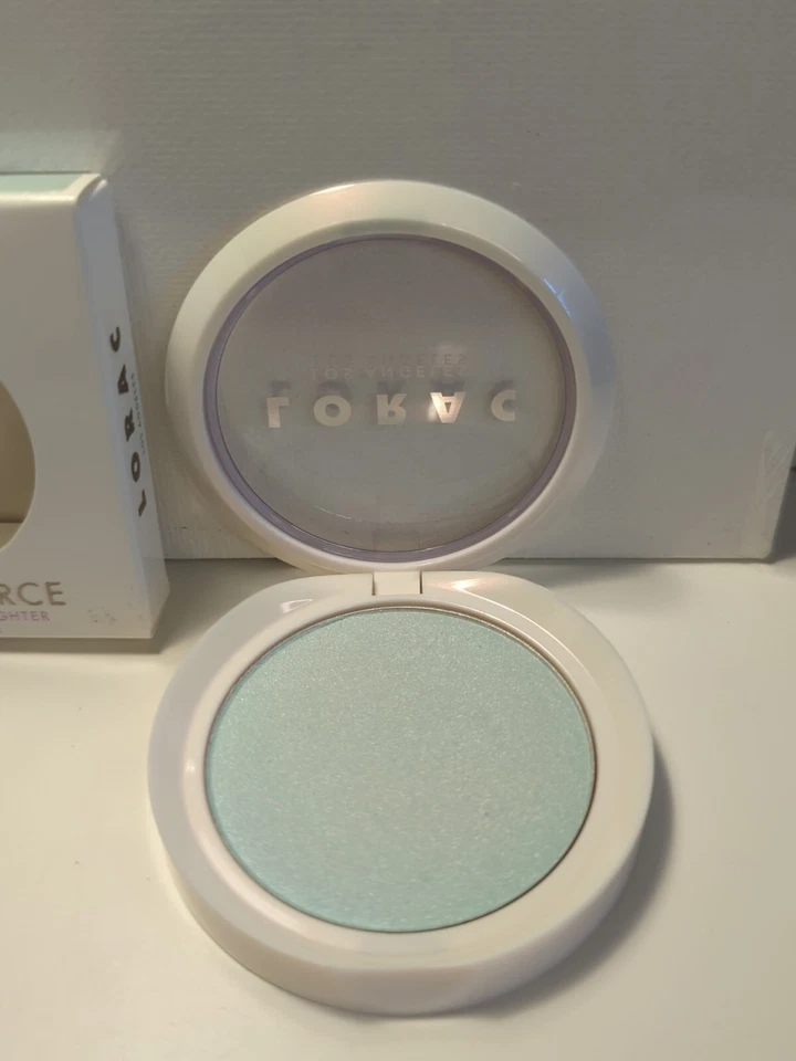 Lorac I Love Brunch Light Source Illuminating Highlighter "Limelight" 0.18 oz.  - Image 2 of 3