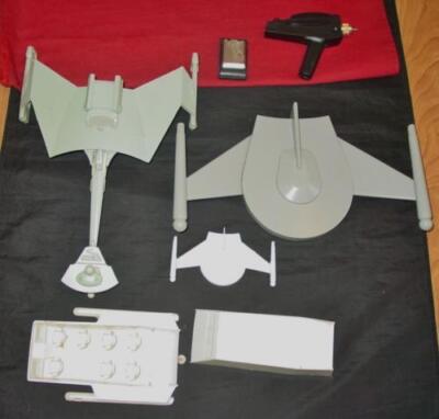 (6) Vinrtage STAR TREK  Amt Ertl Model Kit : Klingon Romulan & Shuttle & Weapons