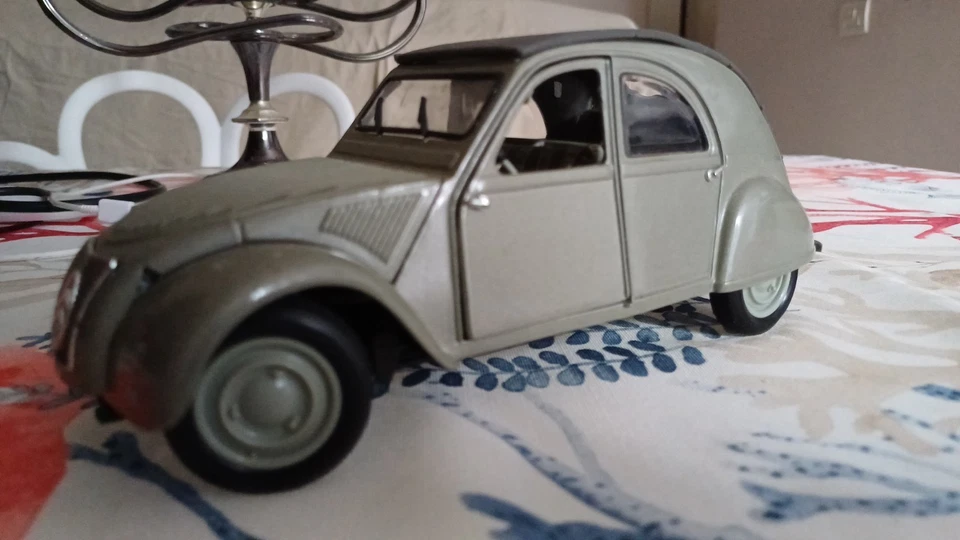 CITROEN 2CV 1952 GRIGIO MAISTO SCALA 1/18 NO BOX - Immagine 3 di 4