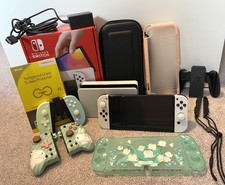 Nintendo Switch OLED-Modell. Weiß. Handheld-Spielekonsole. Zubehörpaket & …