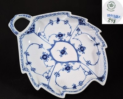 Blattschale Konfektschale #  548 Royal Copenhagen Musselmalet Halbspitze TOP