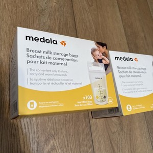 Medela Breast Milk Storage Bags, 2x100 Count, Ready to Use Breastmilk Bags