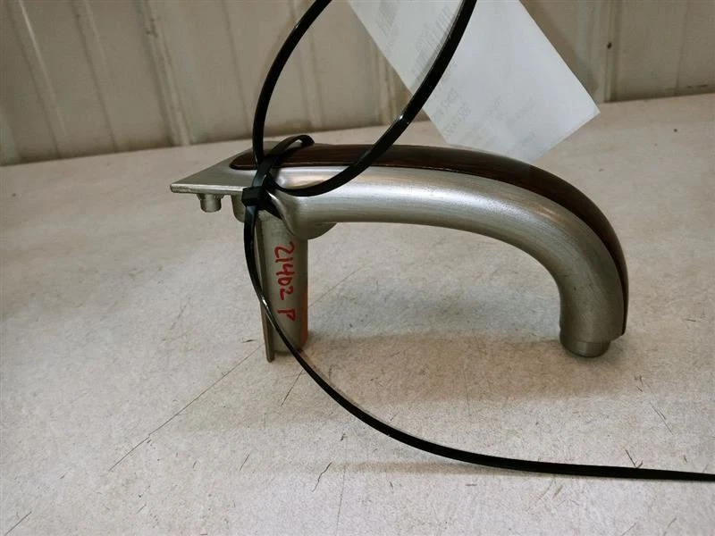 03-09 KIA SORENTO PASAJERO PUERTA DERECHA PANEL TIRADOR OEM USADO Foto 3 de 4