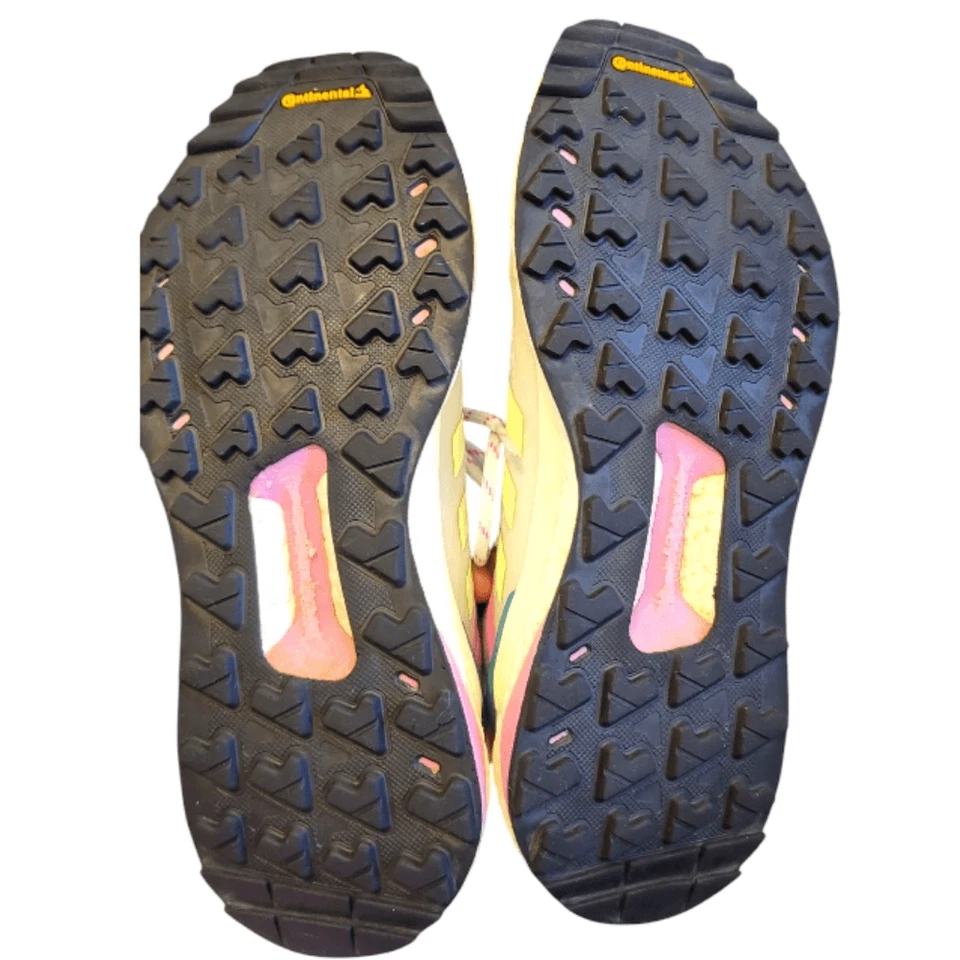 Zapatilla deportiva Adidas Terrex Free Hiker en azul primo, amarillo de alta resolución, rosa gritando Foto 4 de 4