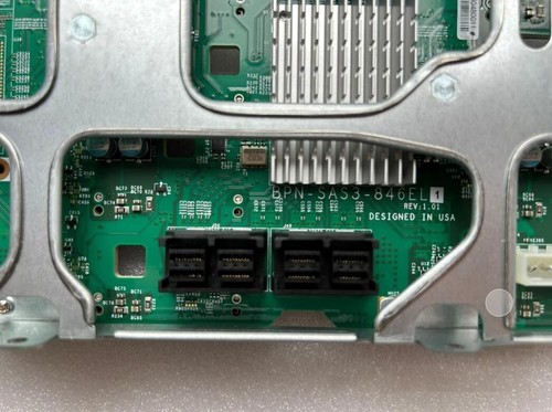 Fond de panier Supermicro BPN-SAS3-846EL1 4U 24 baies 12 Gbit/s SAS3/SATA3 à expandeur unique - Photo 5/5