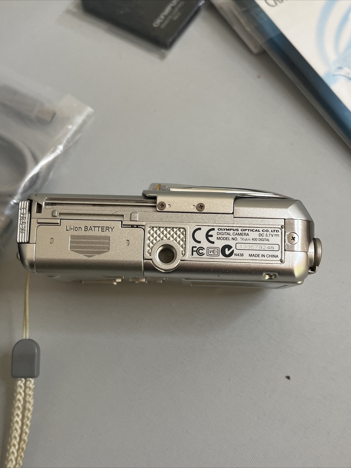 Olympus Stylus 400 Digital 4.1MP Camera Silver with Extras TESTED NEEDS BATTERY eBay