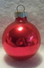 VINTAGE SMALL GLOSSY RED SHINY BRITE CHRISTMAS ORNAMENT