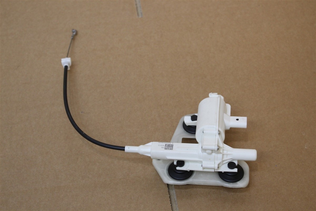 Mercedes-Benz GLC X253 C253 2018 tailgate trunk boot lift motor