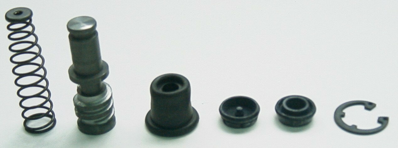 Kit maître-cylindre frein AV pour Honda GL 1100 Gold Wing 1980-1983 MSB102