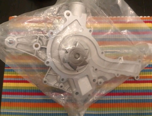 3.2L 4.3L Crossfire 5.0L Mercedes Benz New Water Pump Open Box/No Box/Gasket - Picture 2 of 4