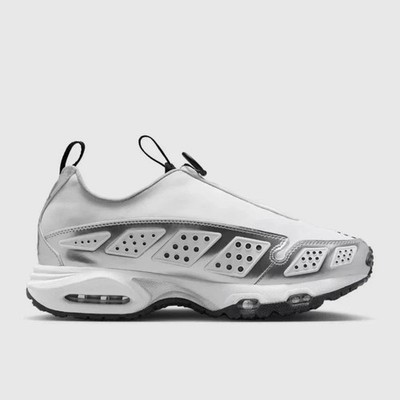 Nike Air Max SNDR SE Womens Size 9 White/Metallic Silver-Black