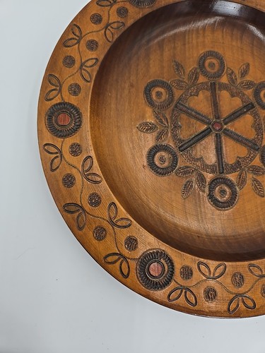 Handmade Wooden Plate Trinket Dish Decor Inlaid Carved Burned Folk Art - Picture 6 of 12