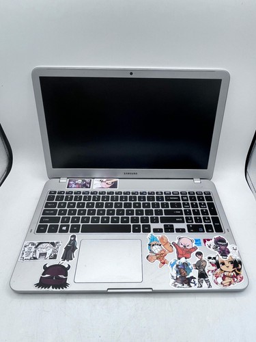 Samsung NP550XTA computer portatile 15" AMD Ryzen 5 512 GB 8 GB - argento - Foto 5 di 10