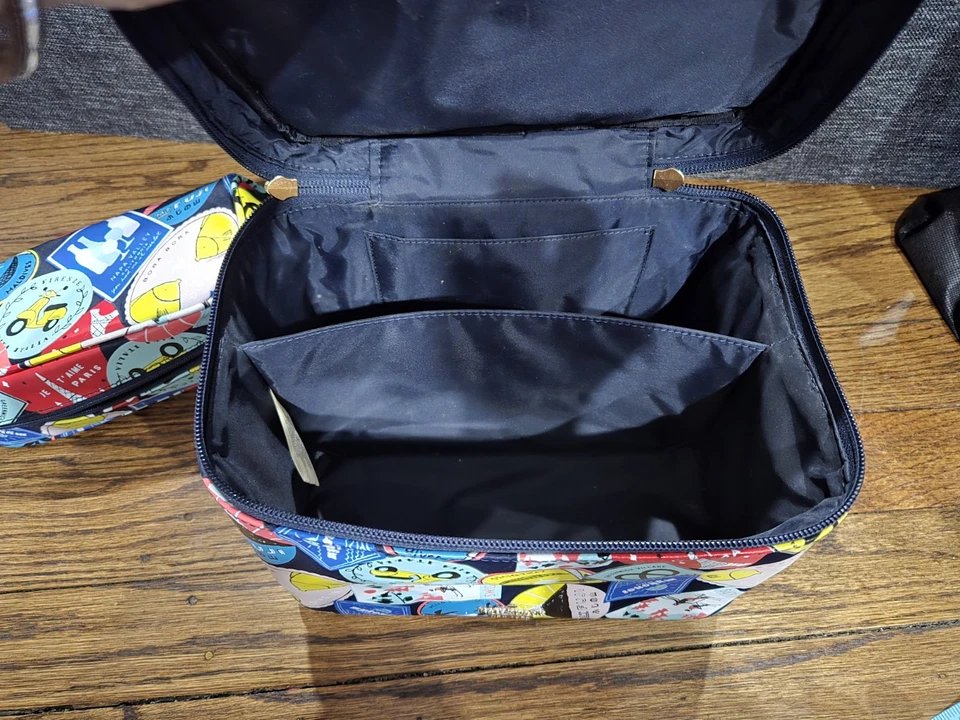 Conjunto raro bolsa cosmética Kate Spade com zíper artigos de higiene pessoal estojo de viagem e lápis - Imagem 4 de 4