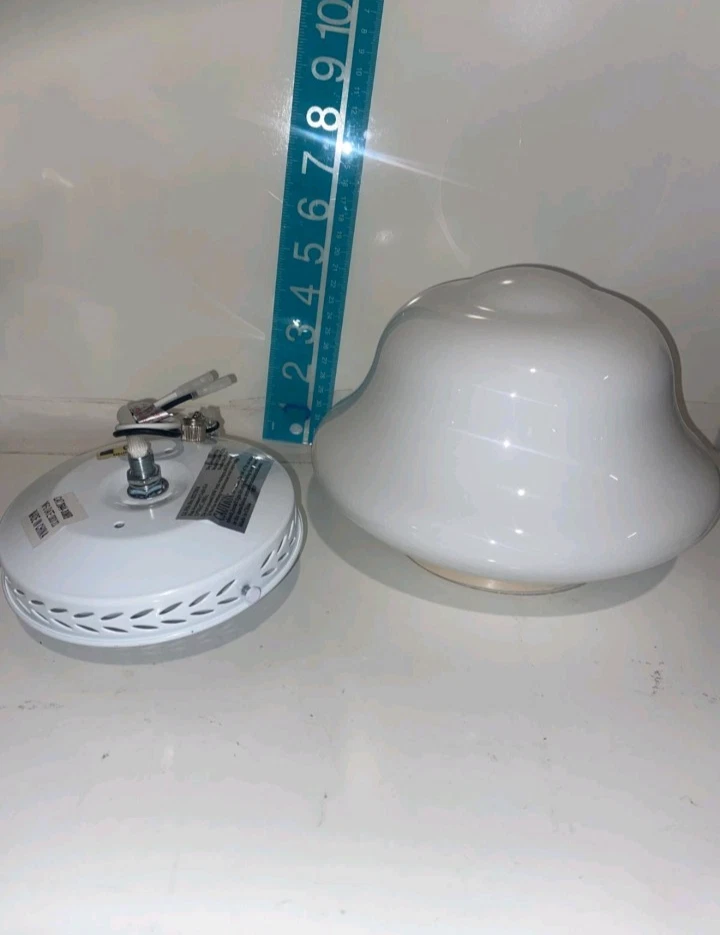Ceiling Fan Conversion Light Kit- 8.5 Inches wide by 6.5 Model #P2644-30WB - Image 2 of 2