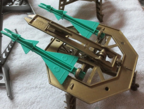 A VINTAGE MPC MISSILES TO THE MOON MISSILE LAUNCHER WITH 2 MISSILES FINE # 2
