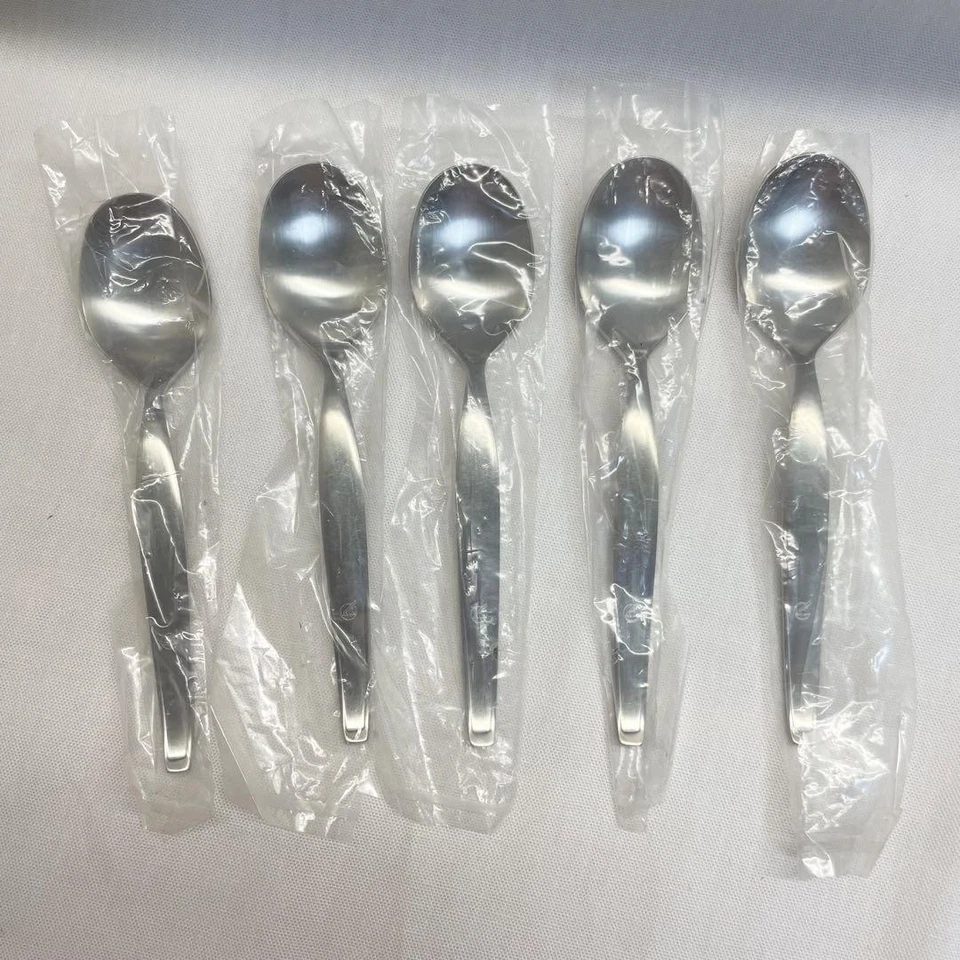 [New] Noritake Cutlery Set 19-piece set of knives, spoons and forks - Image 2 of 4