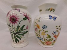 AYNSLEY & PORTMEIRION PAIR OF VASES BUTTERFLY GAZANIA RINGENS 