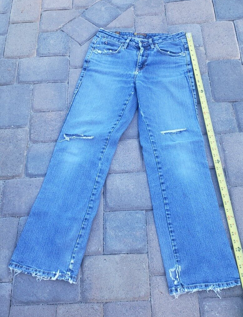 Authentic Cowgirl Used Women's Ariat Size 8, Regular Rise, Stonewash