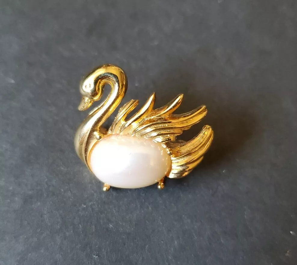 Vintage signed Richelieu Gold Tone Swan Brooch Pin Faux Pearl Stone