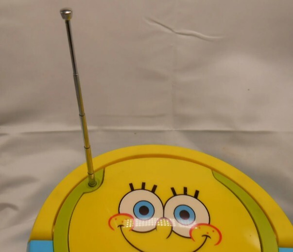 SPONGEBOB SQUAREPANTS Portable Radio Boombox AM FM Stereo CD Player model 56062