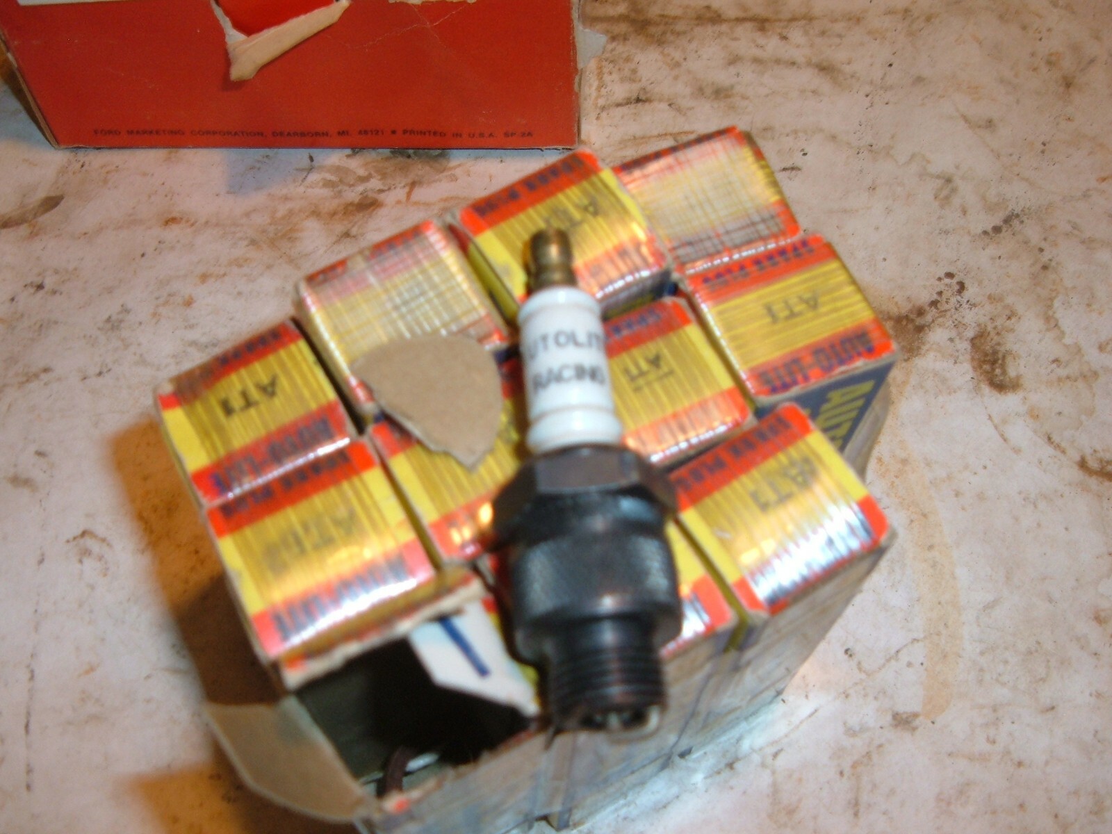 NOS AUTOLITE RACING SPARK PLUG PACKAGE OF 10   2593 or AT 1   j GAP ELECTRODE