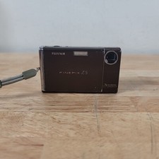 Fujifilm FinePix Z5fd 6.3MP Digital Camera - For Parts or Repair Turns On