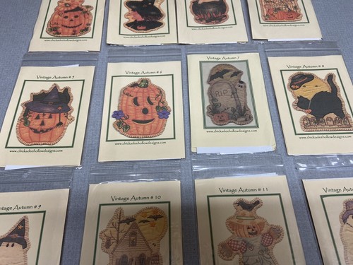 Vintage Hand Embroidery Seasonal Ornaments Patterns - Heirloom Vintage Autumn 16 - Picture 3 of 6