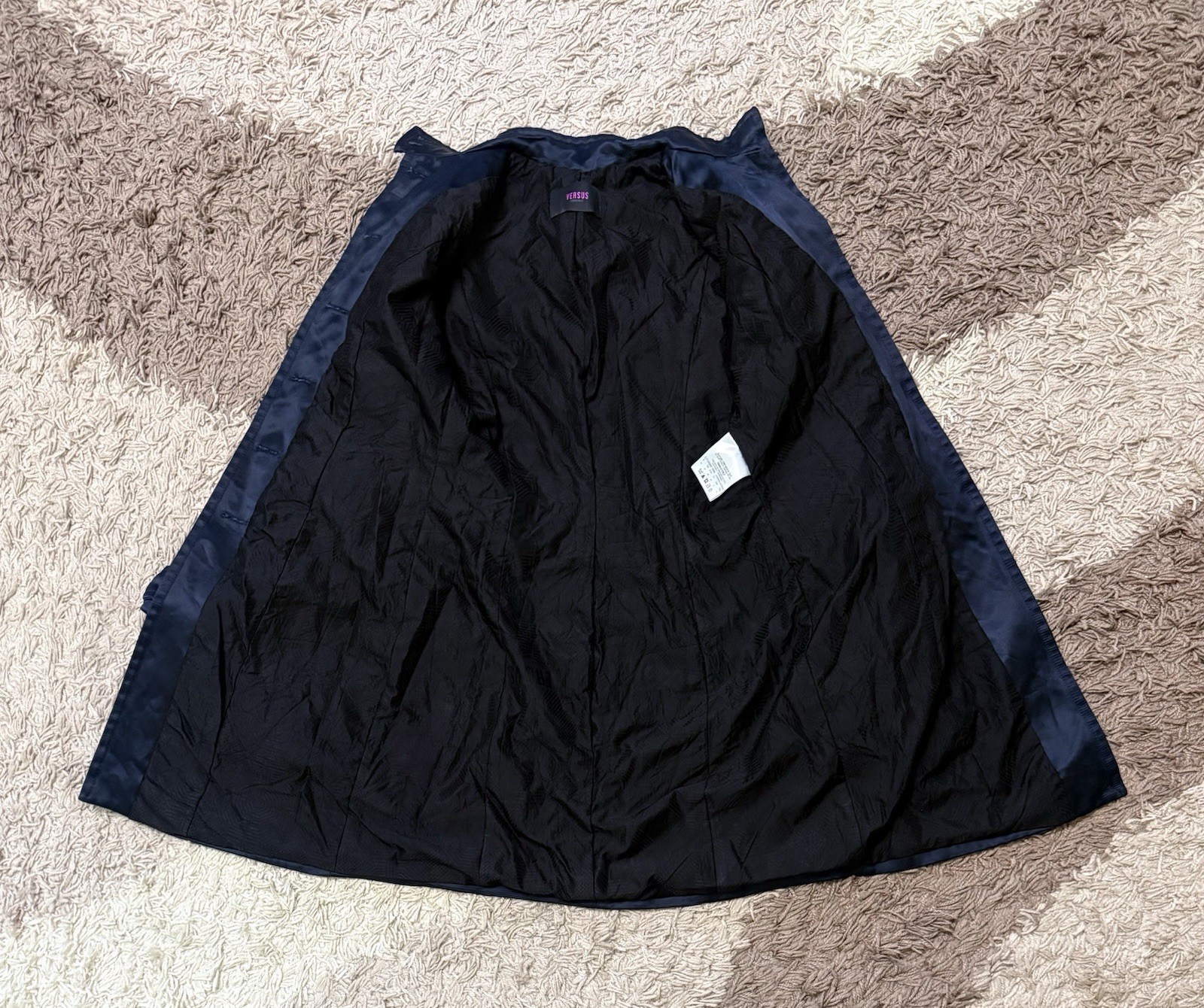 Versace versus womens  Coat jacket luxury Size USA 4, MEX 28. thumbnail 6