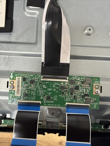 Hisense RSAG7.820.12847/ROH T-Con Board  Platine  Fernseher 65E77NQ Pro