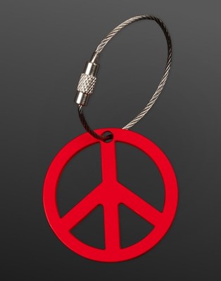 New Scotty Cameron Red Peace Sign Key Fob Soft Touch Metal Keychain Bag Tag