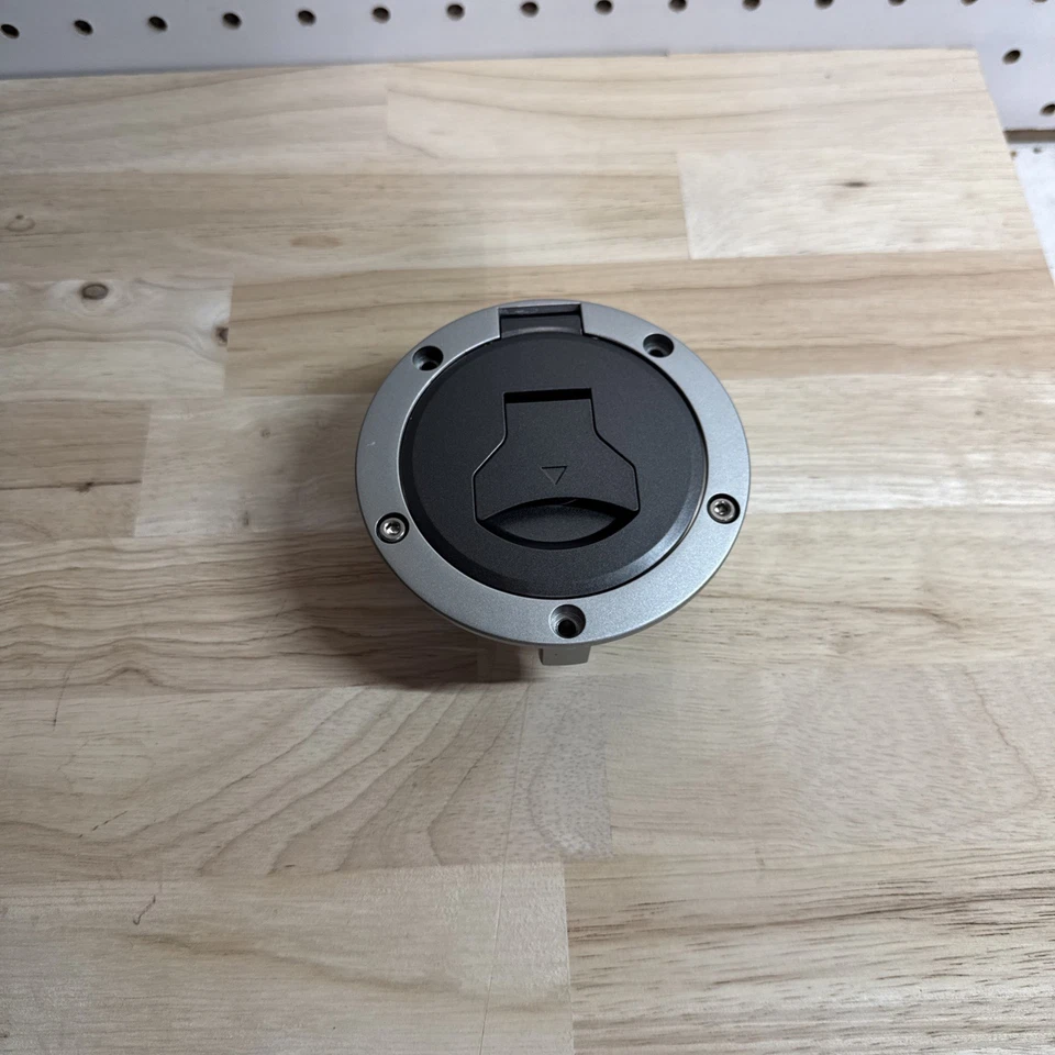 Juego de bloqueo de interruptor de encendido CBR650 RA 21-23 ABS solo OEM llaves Honda tapa de gas #W215 Foto 3 de 4