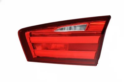 Feu arrière droite 044382 VALEO pour BMW 5 Touring - Photo 1/4