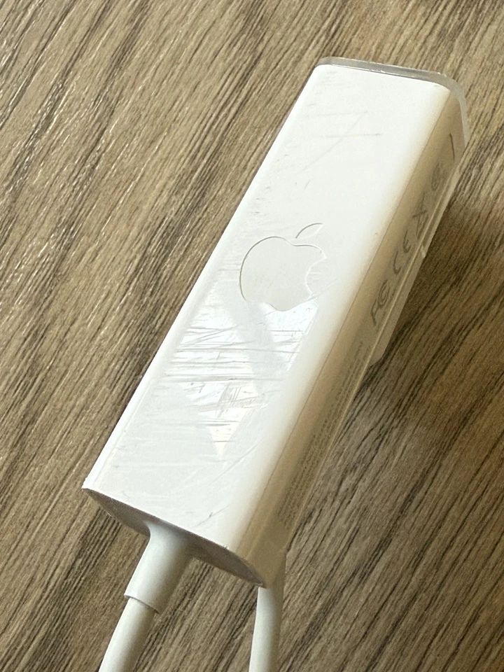 Genuine Apple dial-up external USB Modem 56 Kbps MA034Z/A - Image 3 of 4