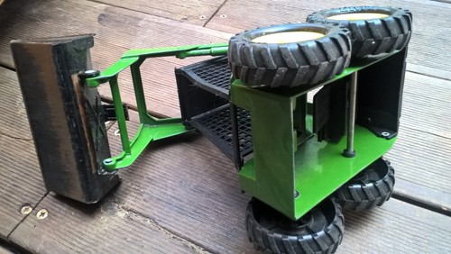 ERTL John Deere Miniature Tractor Bobcat Metal Excavator Vintage Retro Trucks - Picture 5 of 7