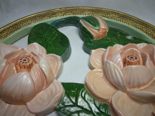 Magnolia Flower Chalkware Wall Decor Hand Painted 16" - Picture 5 of 10