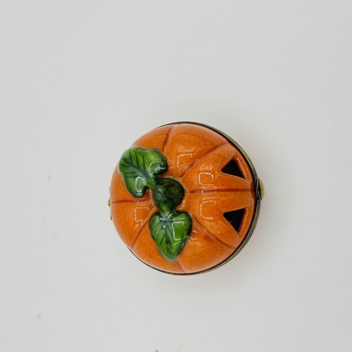 Rochard Porcelain Trinket Box Limoges Halloween Pumpkin Jack O’ Lantern & Candle - Picture 3 of 17