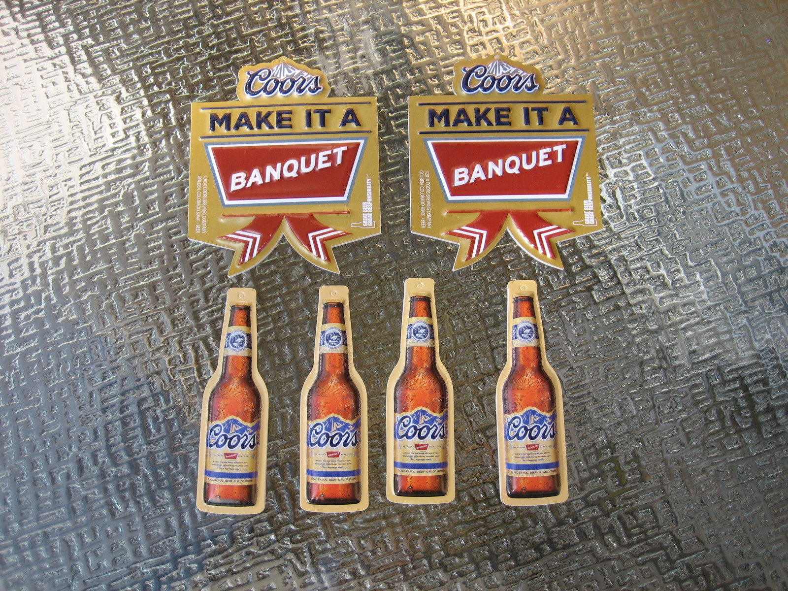 Wallpaper Coors Banquet Logo