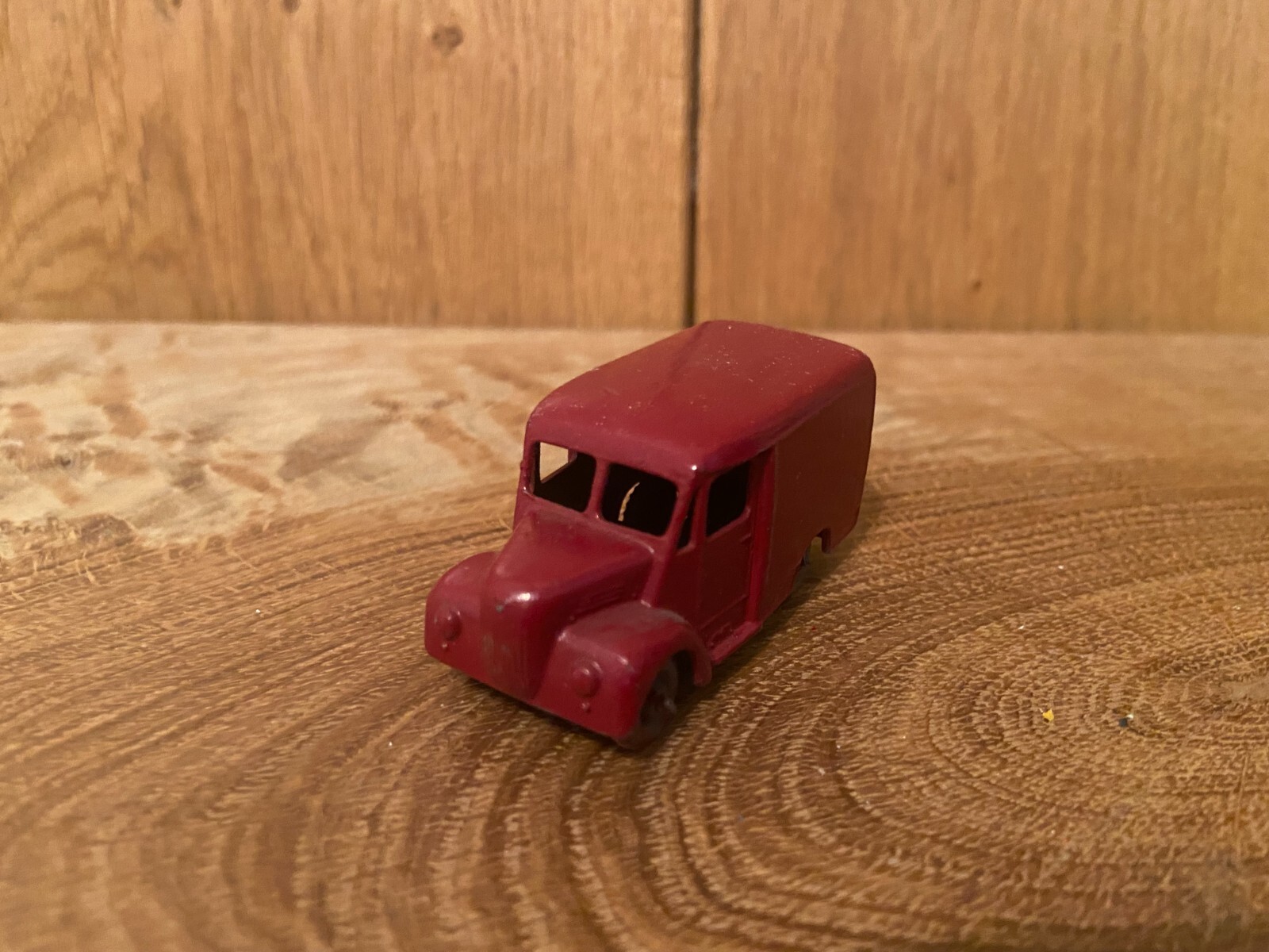 Matchbox 1-75 47a, Trojan Van - Free Price Guide & Review
