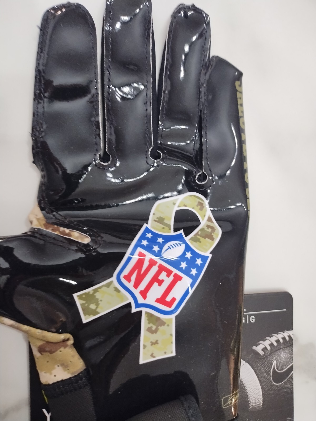 Nike Football Vapor Jet Youth Gloves Size Large NFL Logo Salute to