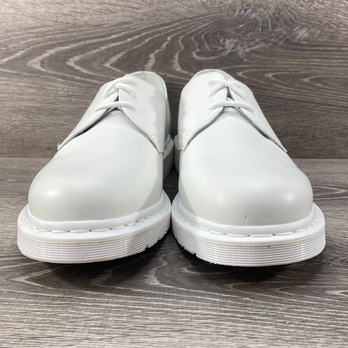 DR MARTENS New 27522 White Smooth Leather Pride Oxford Shoes Mens