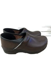 Dansko Women's sz 9.5 /10 EU 40 Dark Brown Slip On Clog Shoes  Blemish On Shoes