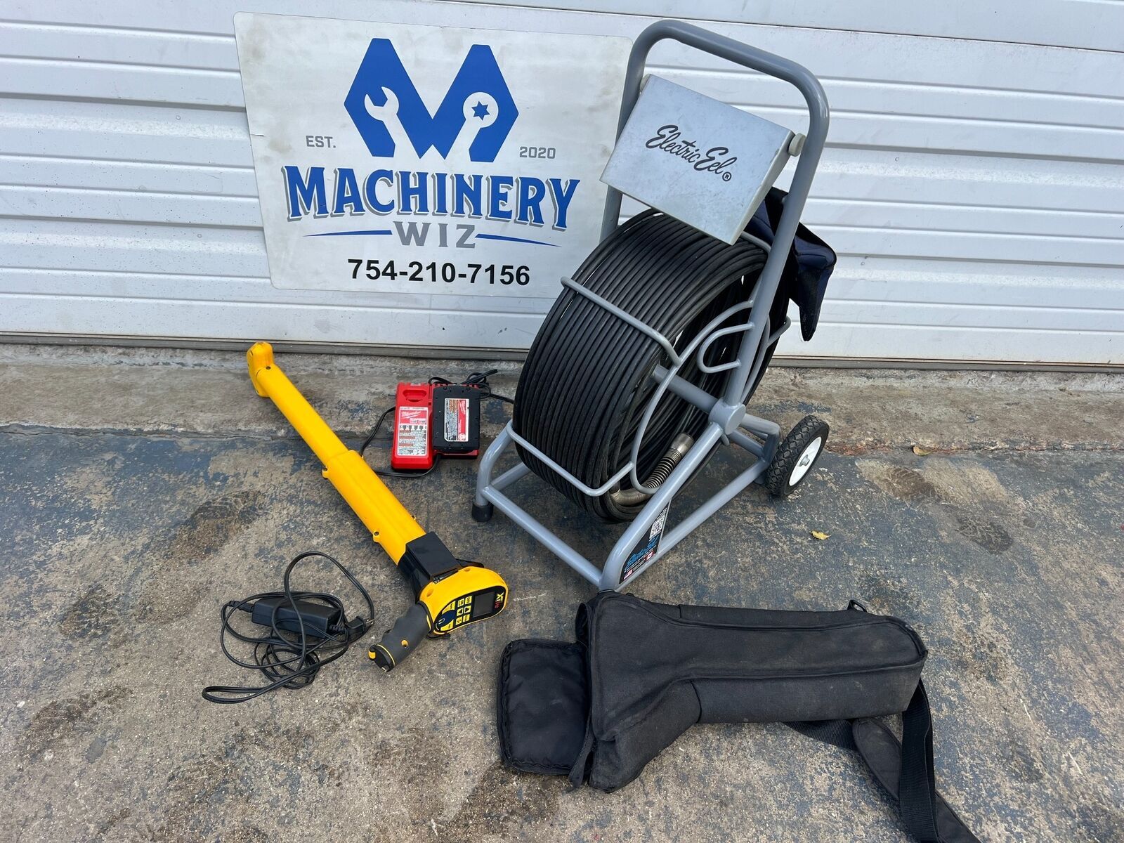 ELECTRIC EEL eCAM Ace Pipeline Inspection Camera 200' Battery & XT 512