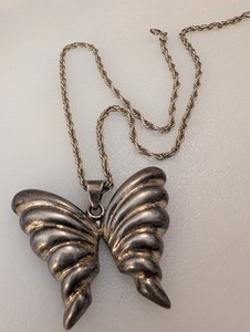 Vintage Taxco Mexican Sterling Silver Ribbed Butterfly Pendant Rope Necklace 23g