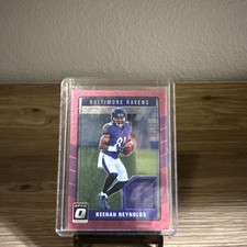 2016 Donruss Optic Rookie Threads Pink Keenan Reynolds Jersey card No.DRT-KR. rookie card picture