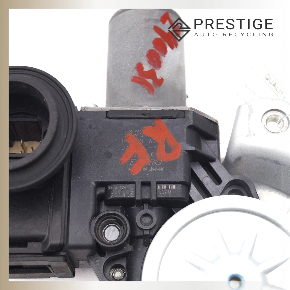 2012–2017 TOYOTA PRIUS V Door Window Regulator w/ Motor Front Right 69801-21020 - Image 3 of 4