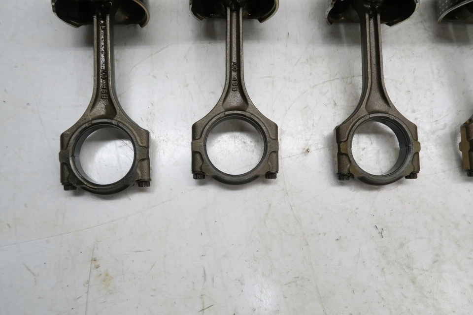 Поршни двигателя 3,5 л 2014-2017 Acura RLX от оригинального производителя с комплектом из 6 соединительных стержней - Изображение 3 из 4