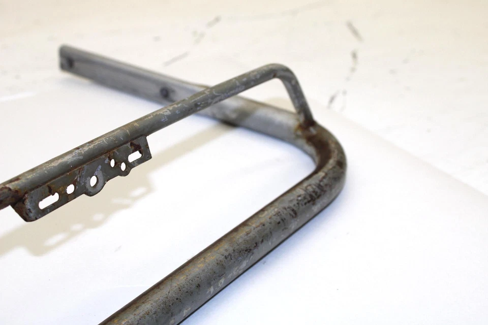 Para-choque traseiro Yamaha Apex Mountain fabricante de equipamento original 2007 8FS-77541-00-00 SY121 - Imagem 4 de 4