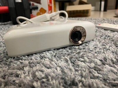 LG Electronics PH550G LED Portable Minibeam Projector
