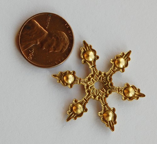 VINTAGE DECORATIVE SNOWFLAKE SPOKE made with SWAROVSKI RHINESTONEs • 22mm - Picture 2 of 6